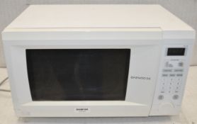 1 x Daewoo 1000 watt Microwave - Recently Removed From a Commercial Restaurant Environment - CL011 -