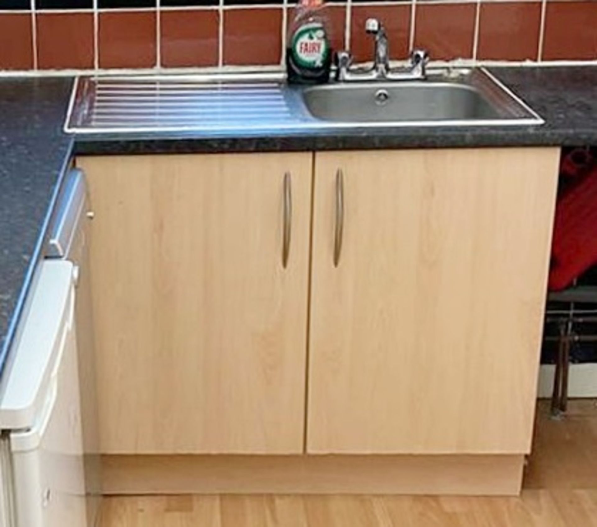 Contents Of 2 x Staff Kitchens Consisting Of Cabinets And Laminate Worktops - From An Executive - Image 4 of 6