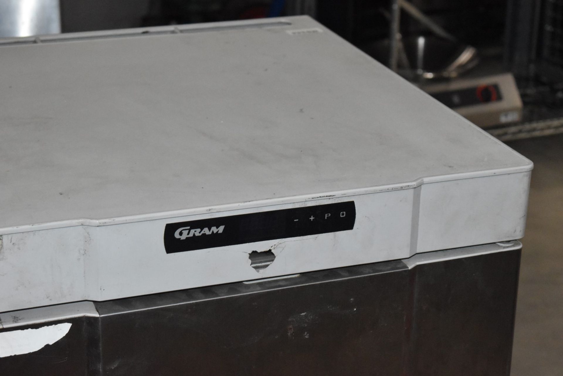 2 x Gram F 210 RG 3N 125 Ltr Undercounter Freezers - Recently Removed From a Restaurant - Image 4 of 8