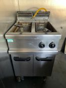 1 x Lincat Twin Tank Fryer With Baskets - Gas Fired - CL667 - Location: Brighton, Sussex,