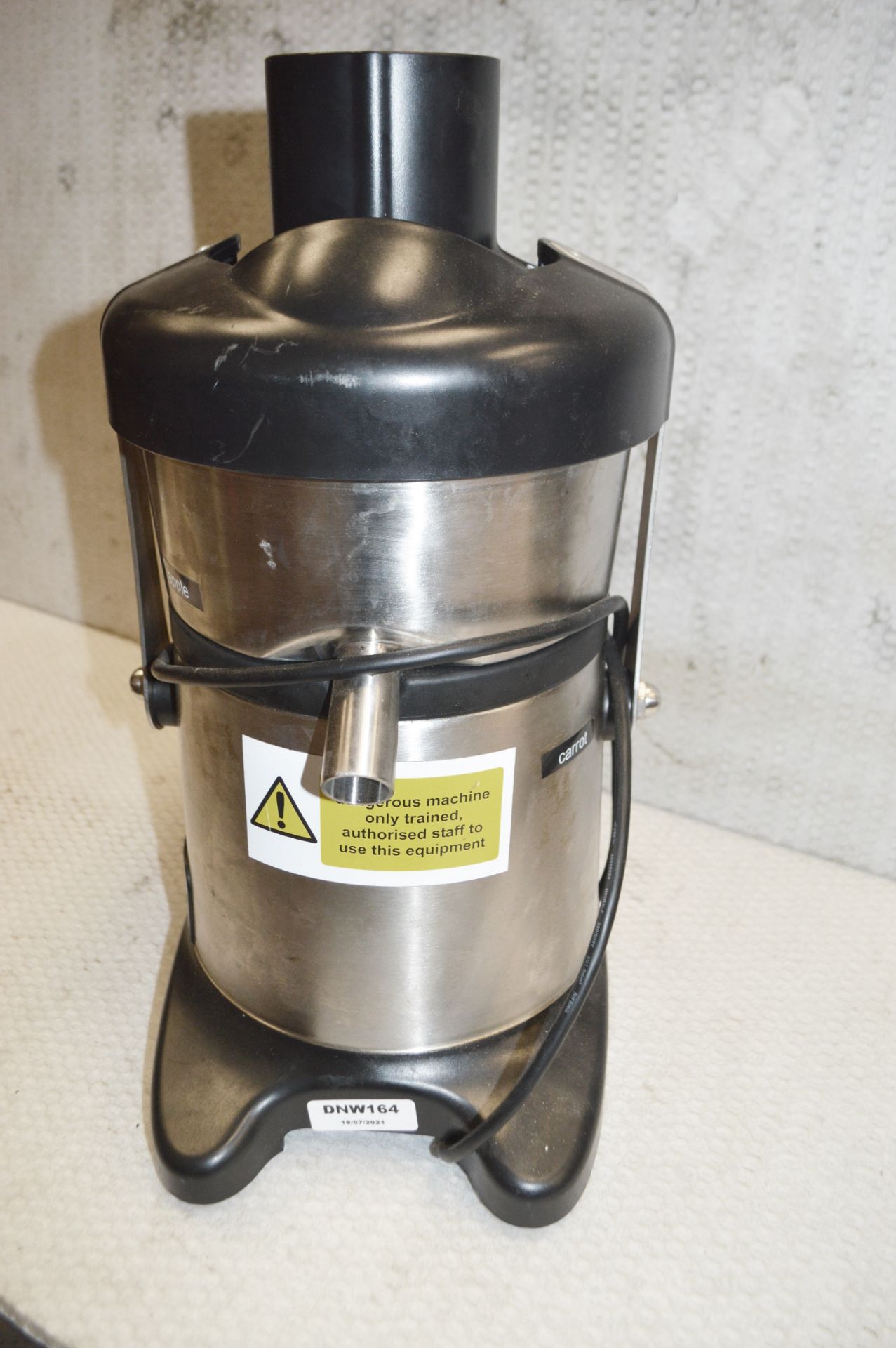 1 x Chef Master Automatic Juicer - Recently Removed From A Commercial Restaurant Environment - CL011 - Image 4 of 13