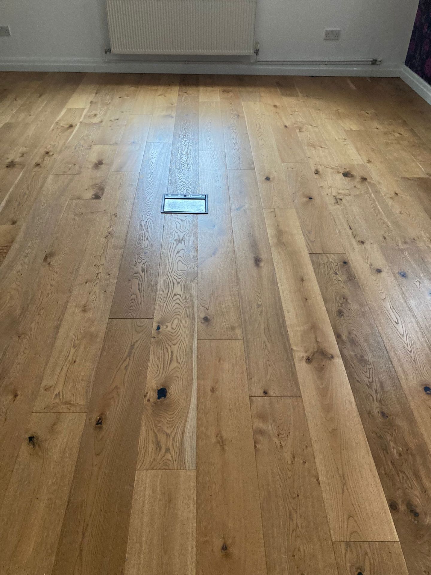 Approxamately 80 Squared Meters Of Oak Engineered Flooring - To Be Removed From An Executive - Image 2 of 2