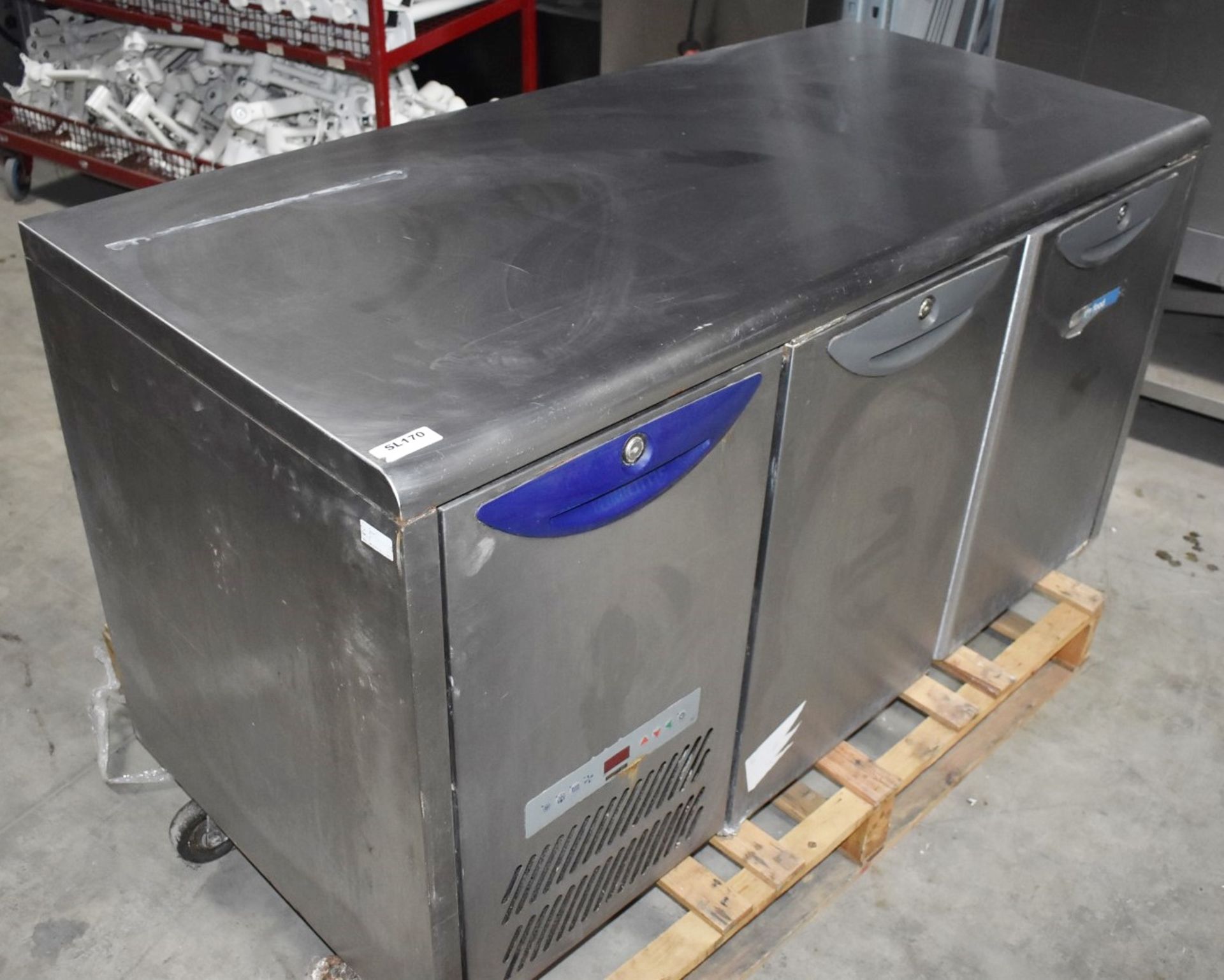 1 x Williams Two Door Countertop Refrigerator With Stainless Steel Exterior - Removed From a - Image 5 of 6