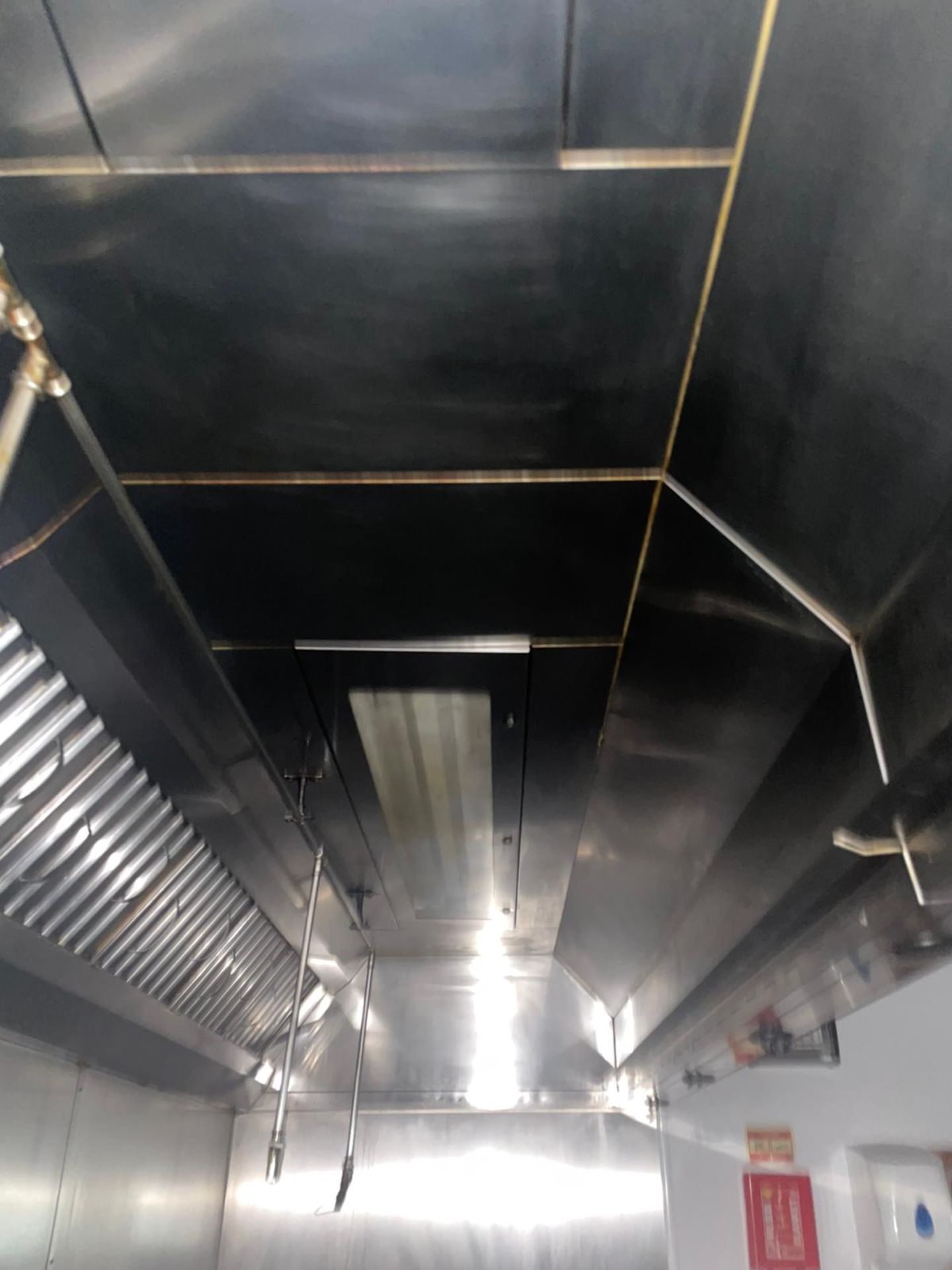 1 x Large Stainless Steel Extraction Canopy With Ansul Fire Suppression System - Each Side - Image 2 of 3