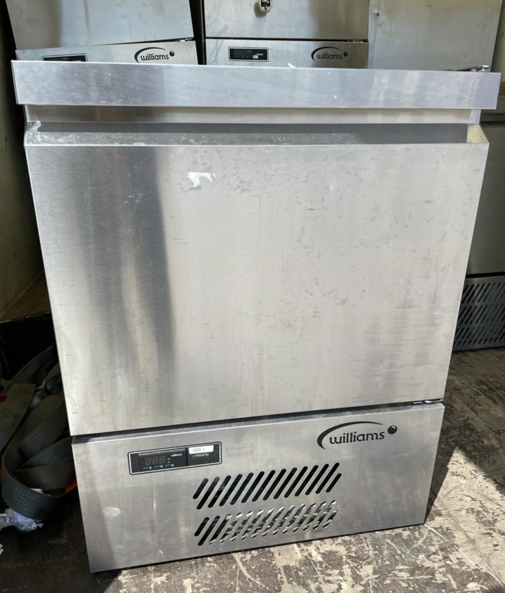 1 x Williams Under Counter Fridge - CL667 - Location: Brighton, Sussex, BN24   Collections:This item