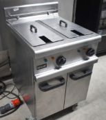1 x Lincat Opus 700 Twin Tank Electric Fryer With Built In Filtration - 3 Phase - Approx RRP £3,