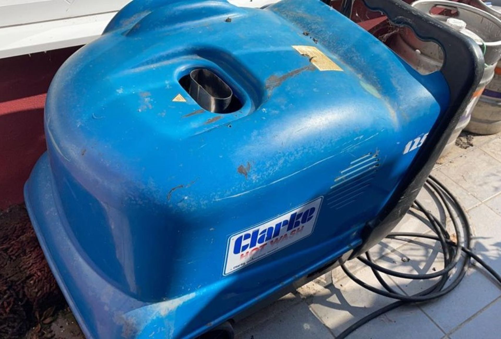 1 x Clarke Hot Wash Pressure Washer - CL667 - Location: Brighton, Sussex, BN24 Collections:This item