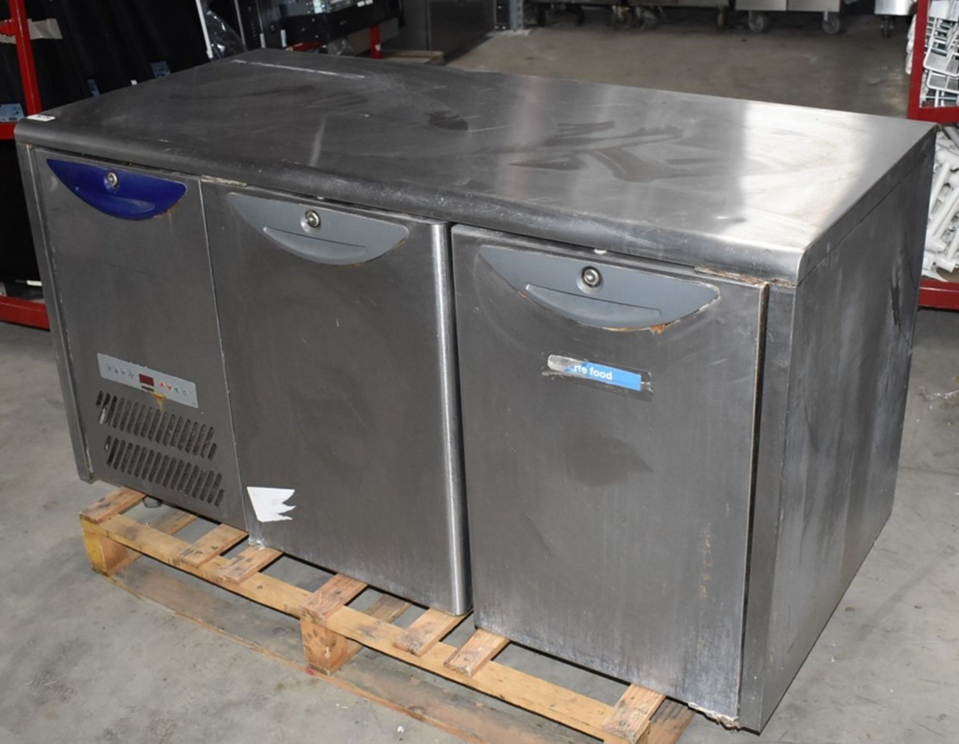 1 x Williams Two Door Countertop Refrigerator With Stainless Steel Exterior - Removed From a - Image 2 of 6