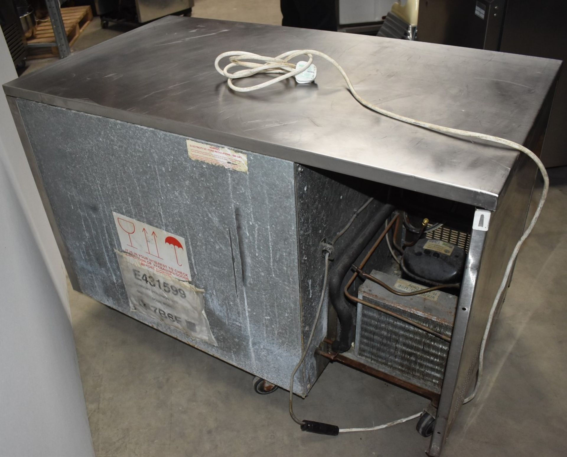1 x Foster Two Door Countertop Refrigerator With Stainless Steel Exterior - Recently Removed From - Image 8 of 8