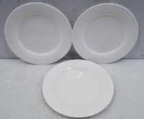 54 x Villeroy & Boch Dinner Plates - Dimensions: 27cm - Recently Removed From a Commercial