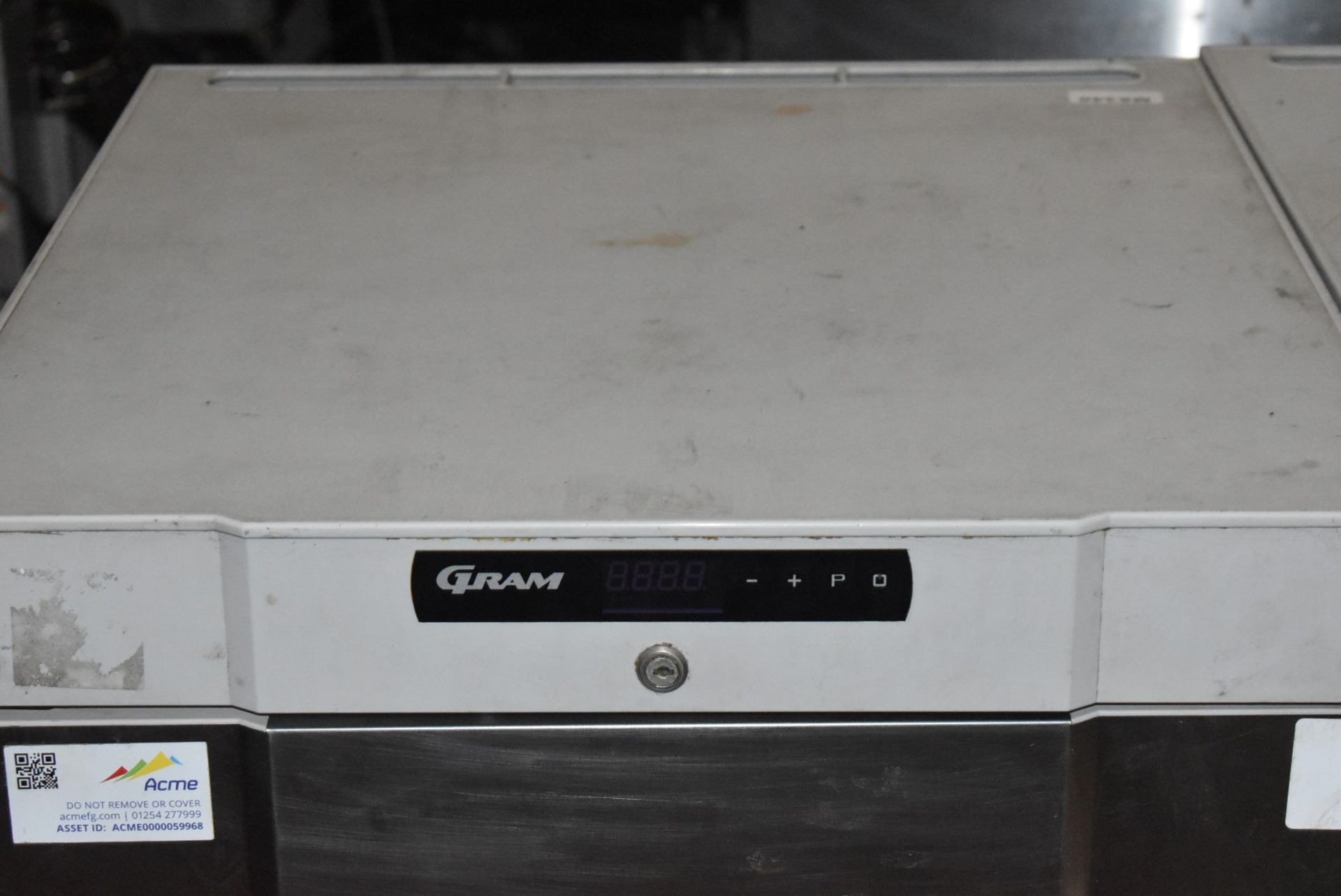 2 x Gram F 210 RG 3N 125 Ltr Undercounter Freezers - Recently Removed From a Restaurant - Image 3 of 8
