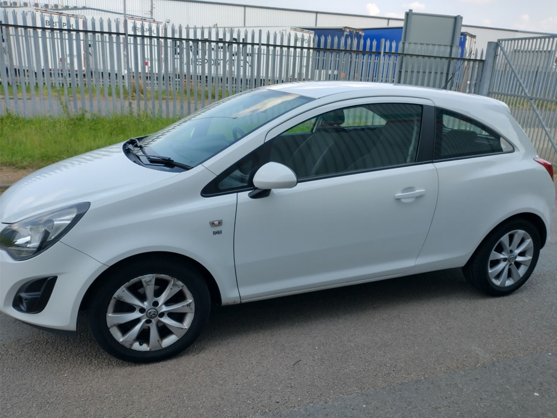 2014 Vauxhall Corsa Excite 3dr Hatchback 1.2 Petrol - CL505 - Ref: VVS034 - NO VAT ON THE HAMMER - Image 9 of 16