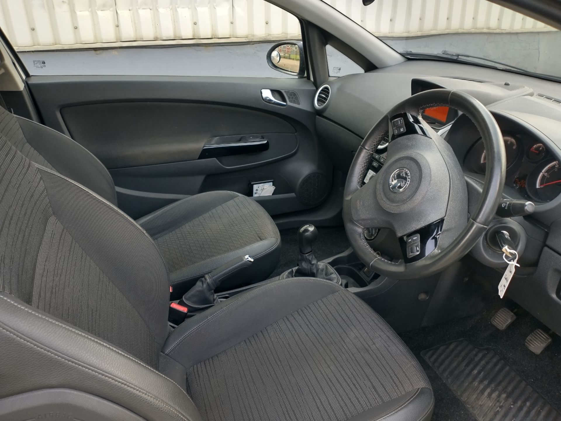 2014 Vauxhall Corsa Excite 3dr Hatchback 1.2 Petrol - CL505 - Ref: VVS034 - NO VAT ON THE HAMMER - Image 11 of 16