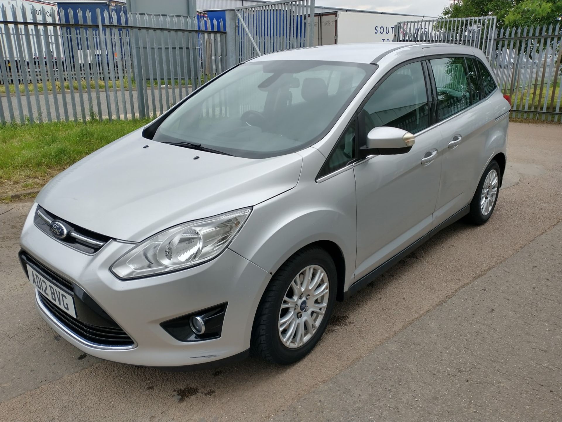 2012 Ford Grand C-Max Titanium Tdci 115 7 Seat MPV - CL505 - Ref: VVS0002 - NO VAT ON THE HAMMER - L - Image 7 of 24