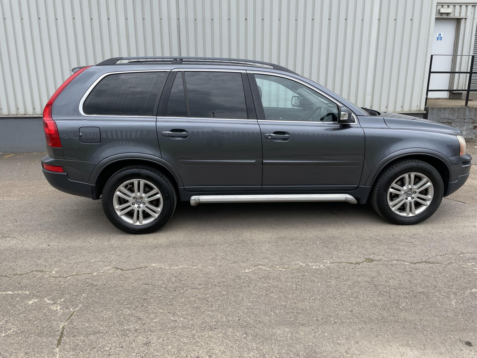 2007 Volvo XC90 SE D5 Auto SUV 2.4 Diesel - CL505 - Ref: VVS0008 - NO VAT ON THE HAMMER - Location: - Image 4 of 14