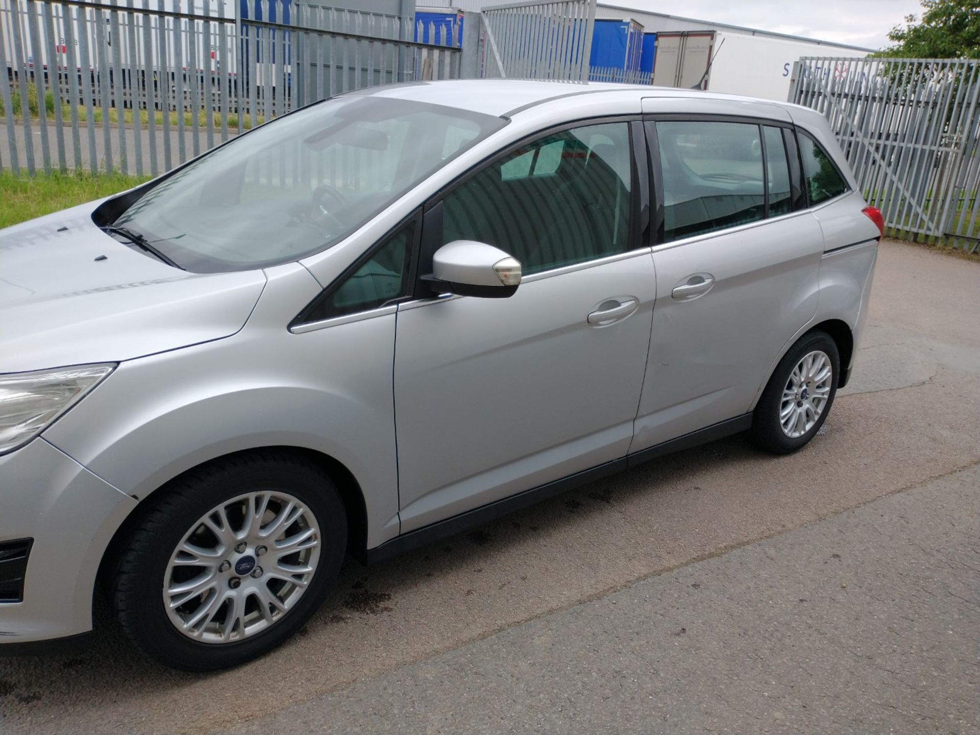 2012 Ford Grand C-Max Titanium Tdci 115 7 Seat MPV - CL505 - Ref: VVS0002 - NO VAT ON THE HAMMER - L - Image 3 of 24