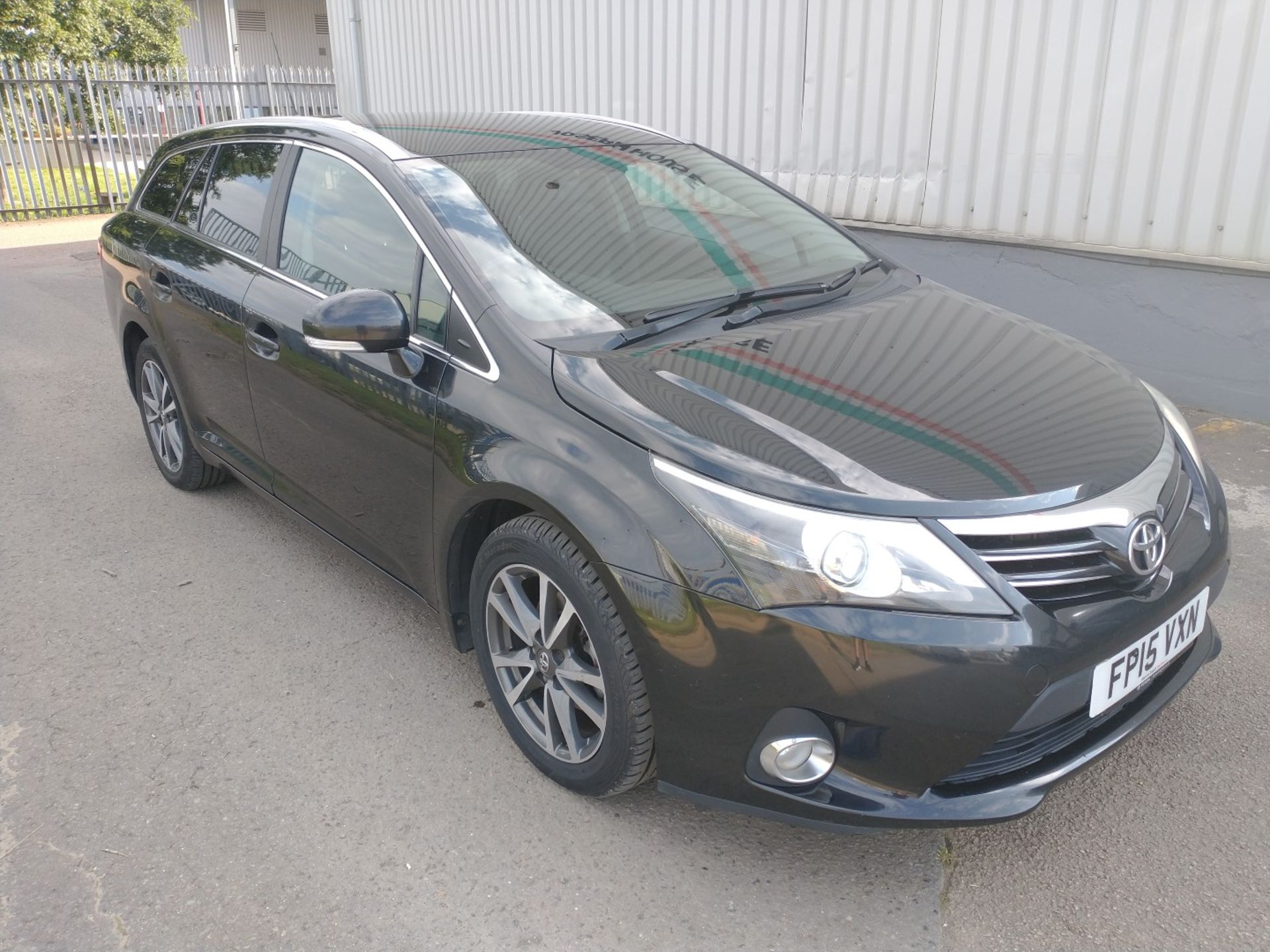 2015 Toyota Avensis Icon Business Ed D-40 5dr Estate  - CL505 - NO VAT ON THE HAMMER - Location: