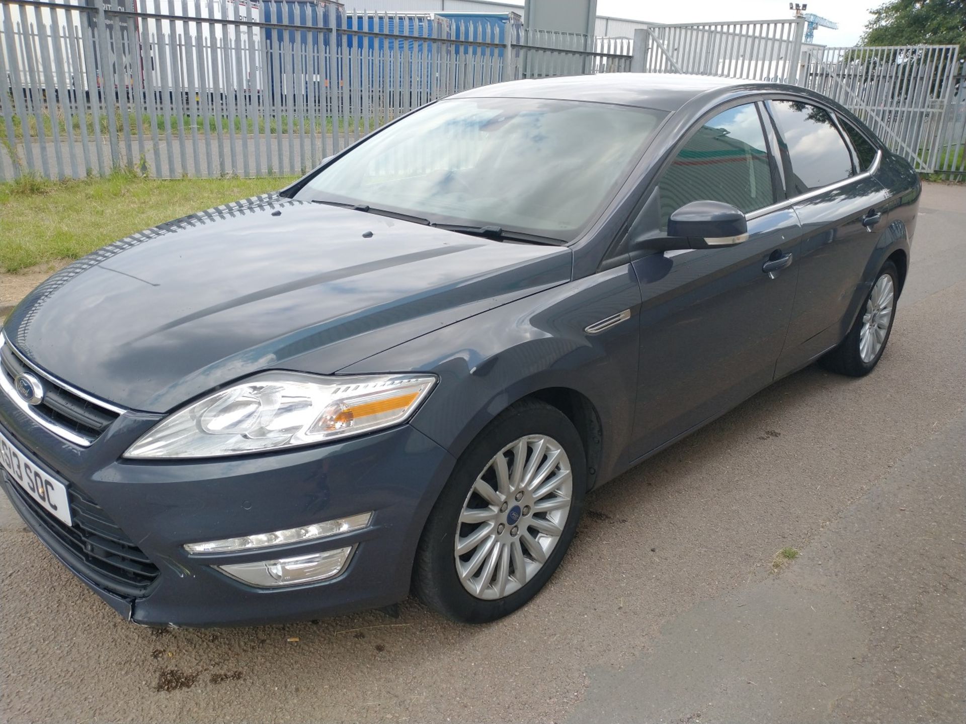 2013 Ford Mondeo Zetec Business Edn Tdci Diesel Hatchback - CL505 - NO VAT ON THE HAMMER - Location: - Image 2 of 18