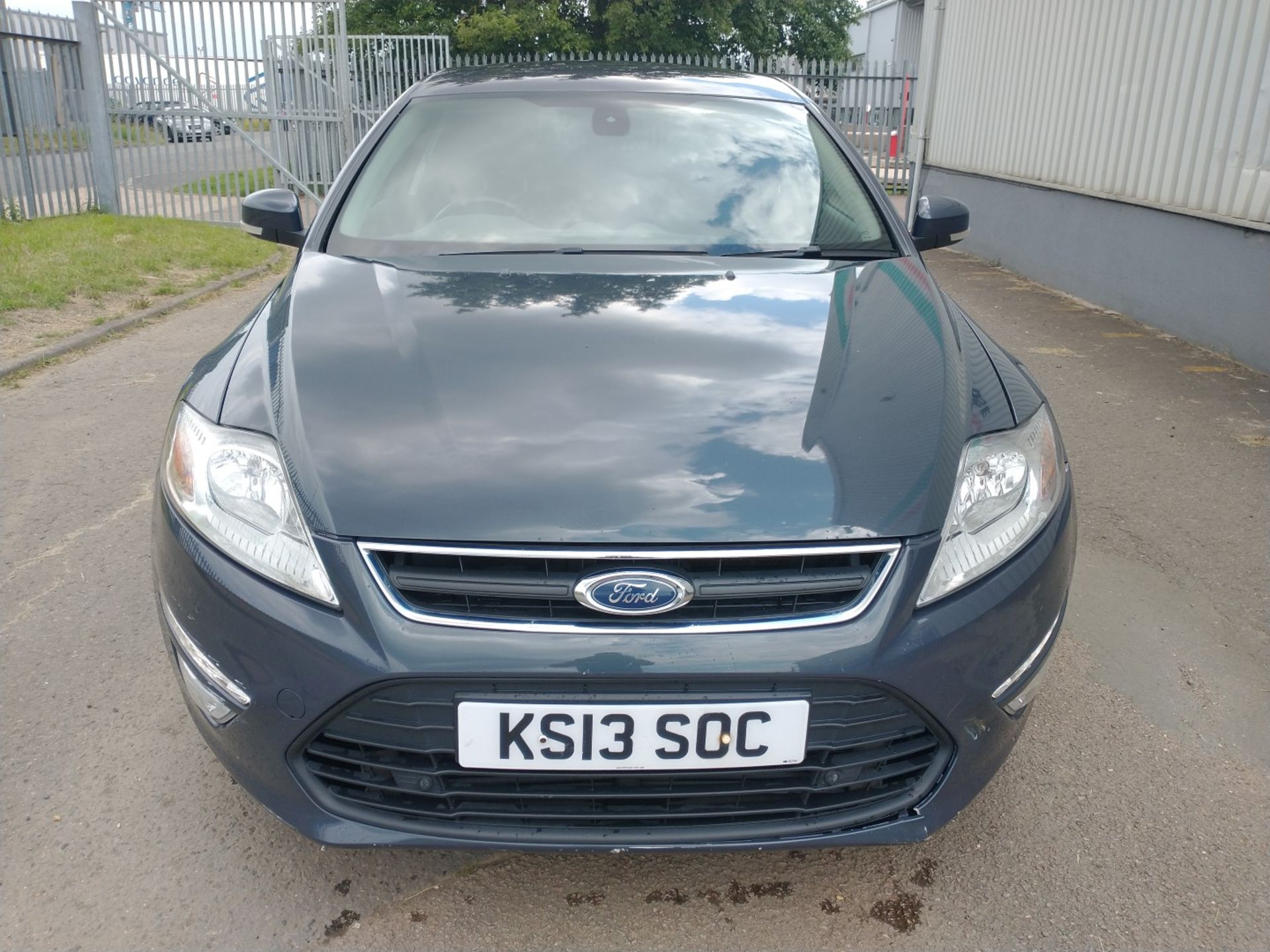 2013 Ford Mondeo Zetec Business Edn Tdci Diesel Hatchback - CL505 - NO VAT ON THE HAMMER - Location: - Image 4 of 18