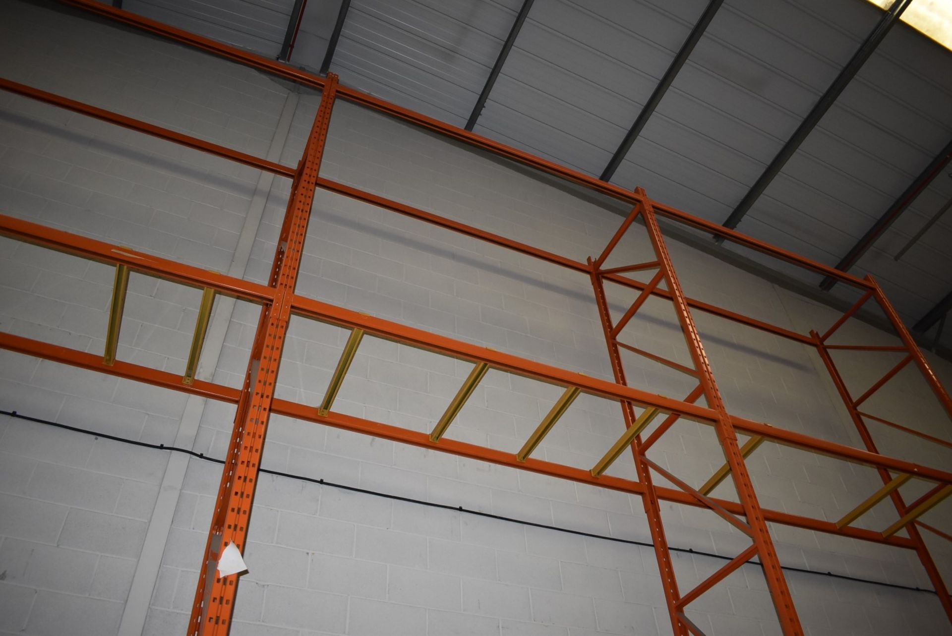 4 x Bays of RediRack Warehouse Pallet Racking - Lot Includes 5 x Uprights and 26 x Crossbeams - - Image 2 of 7