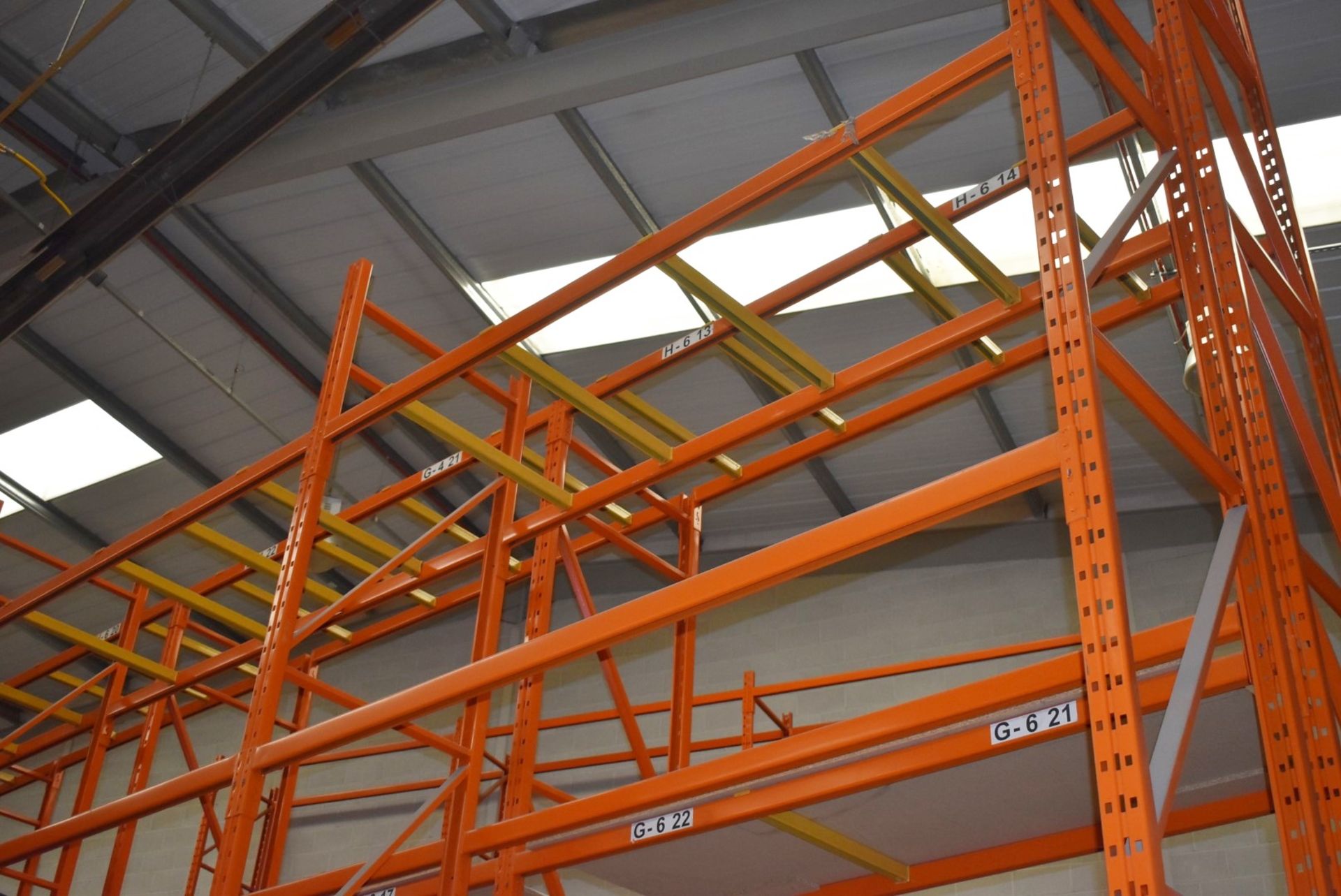 5 x Bays of RediRack Warehouse Pallet Racking - Lot Includes 6 x Uprights and 30 x Crossbeams - - Image 5 of 5