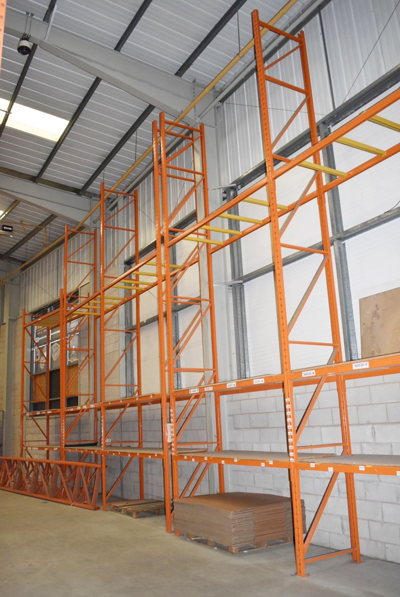 11 x Bays of RediRack Warehouse Pallet Racking - Lot Includes 10 x Uprights and 30 x Crossbeams -