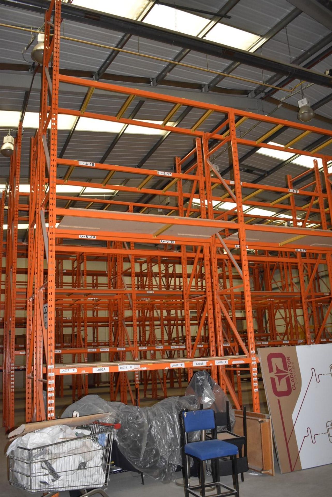 5 x Bays of RediRack Warehouse Pallet Racking - Lot Includes 6 x Uprights and 30 x Crossbeams - - Image 2 of 5