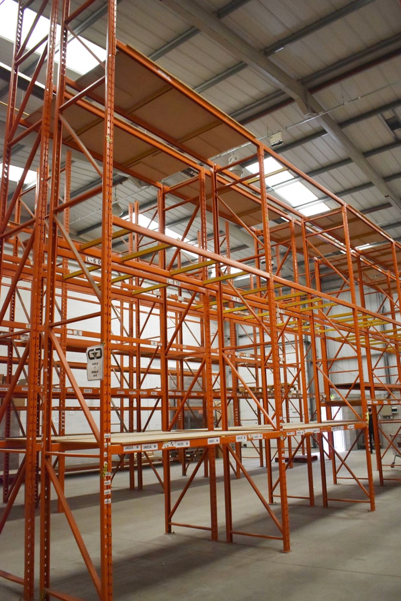 5 x Bays of RediRack Warehouse Pallet Racking - Lot Includes 6 x Uprights and 30 x Crossbeams - - Image 3 of 5