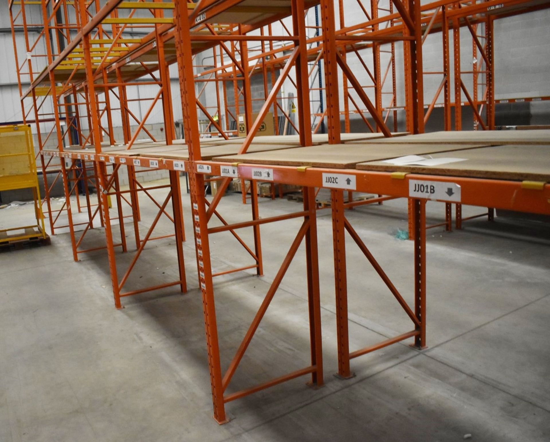 5 x Bays of RediRack Warehouse Pallet Racking - Lot Includes 6 x Uprights and 30 x Crossbeams - - Image 4 of 4