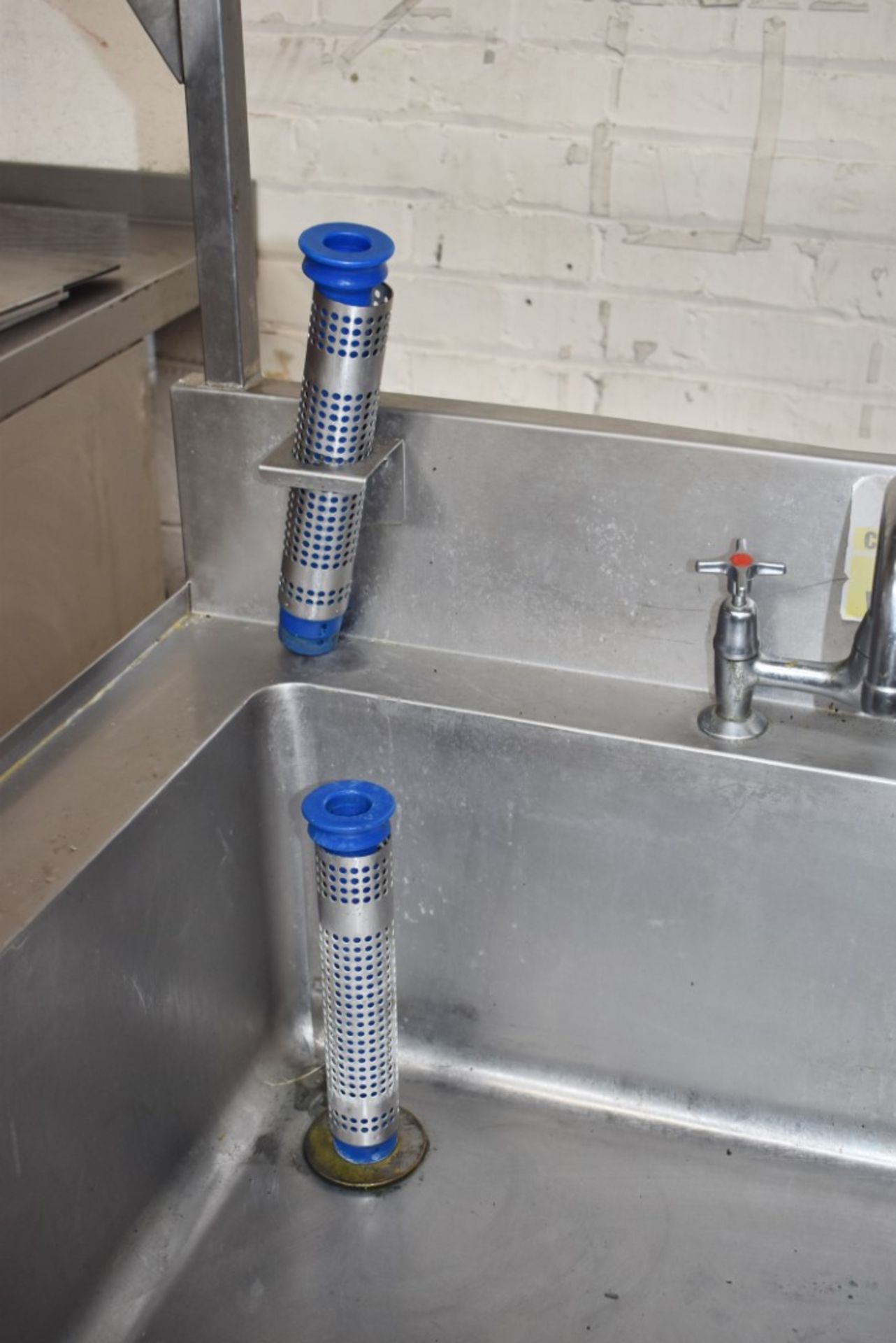 1 x Stainless Steel Commercial Wash Basin With Large Basin, Mixer Tap, Detergent Dispensers and Over - Image 4 of 9