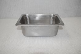 12 x Stainless Steel Gastronorm Pans - Dimensions: L26 x W16 x D10cm - Recently Removed From a