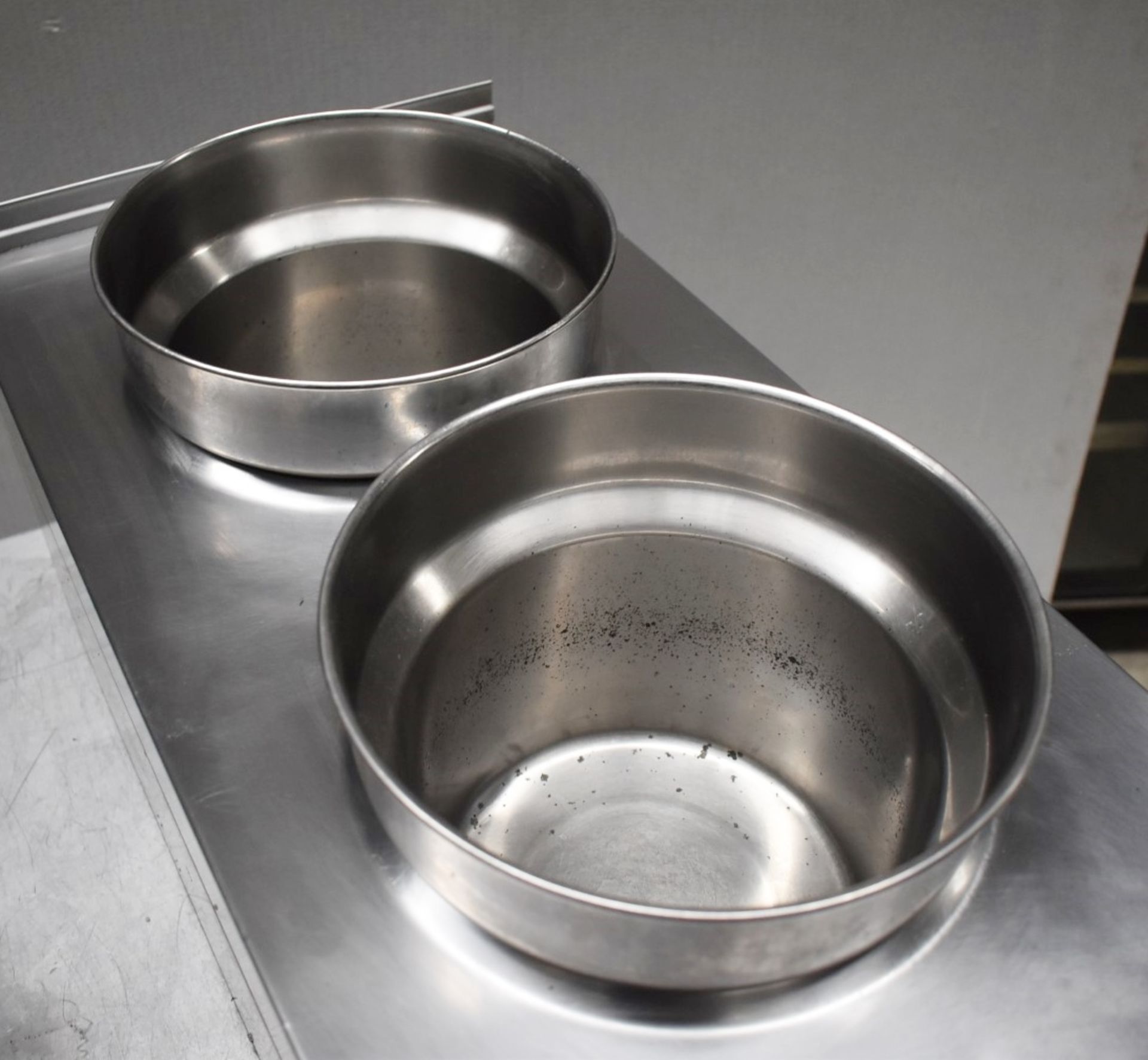 1 x Lincat Silverlink 600 Twin Pot Bain Marie - Model BS3 - 500W Dry Heat - 2x 4.5Ltr Pot With - Image 7 of 9