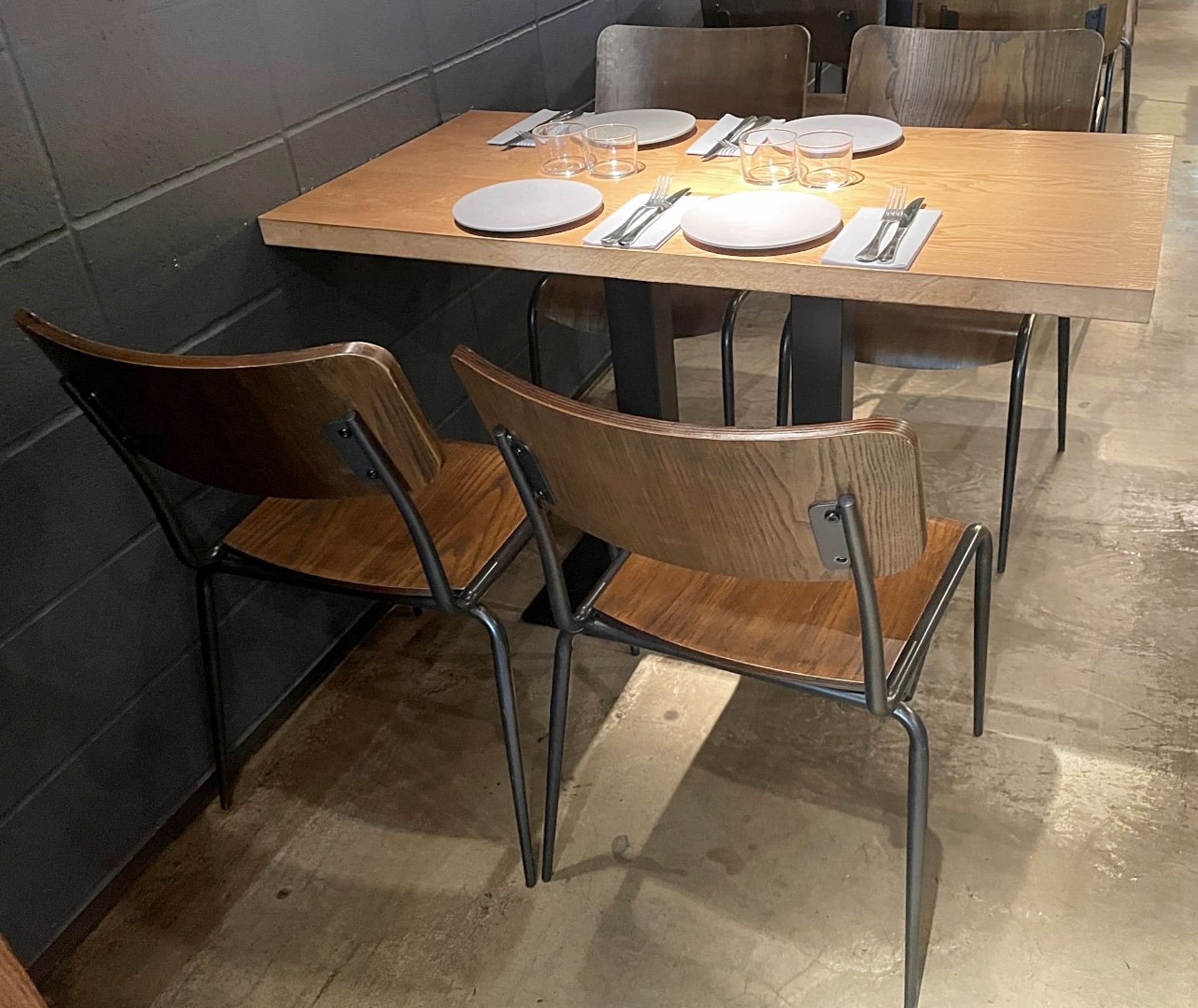 15 x Bistro Dining Chairs Featuring Wooden Back And Seats With Sturdy Metal Frames - Ref: MAN142 - - Image 3 of 8