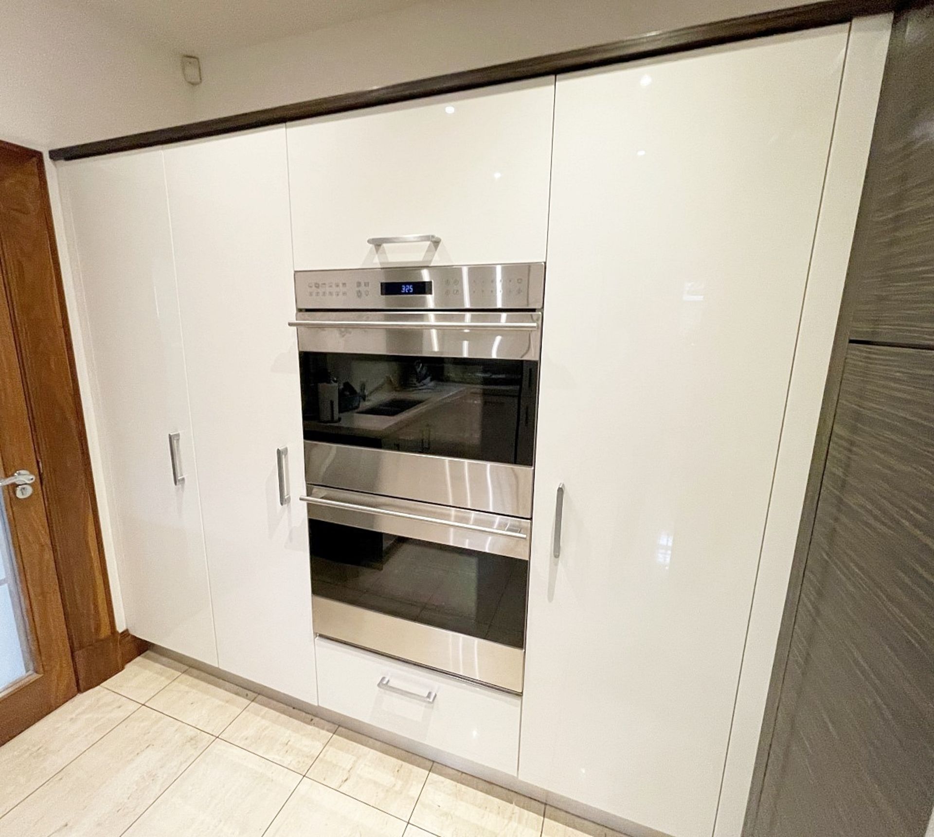 1 x Bespoke Fitted Mowlem & Co Kitchen With Miele and Sub Zero Appliances & Granite Worktops - - Image 27 of 54