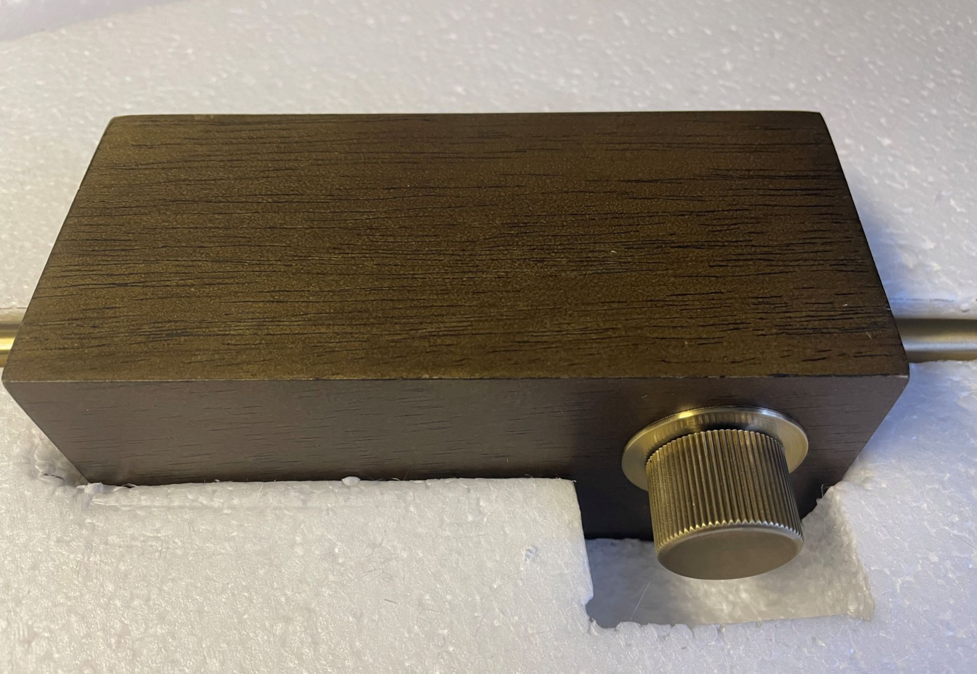 1 x Chelsom Brushed Brass and Wood Adjustable Wall Light Height 75cm - designed exclusively for one - Image 9 of 12