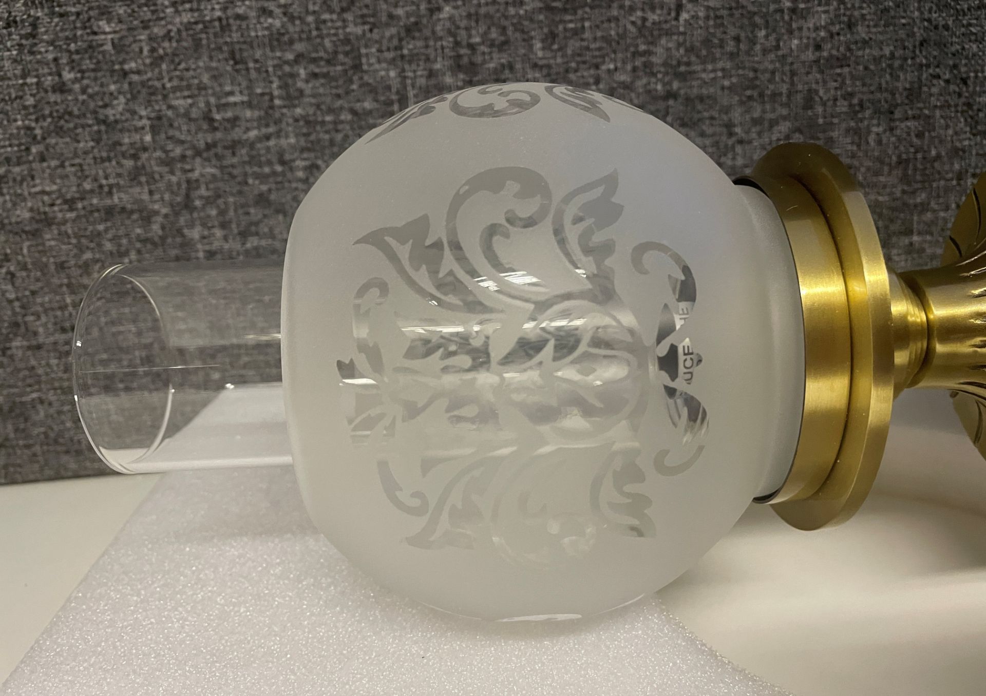 1 x Chelsom Substantial Wall Feature Light with dimmer switch and newall post style brass and glass - Image 18 of 18