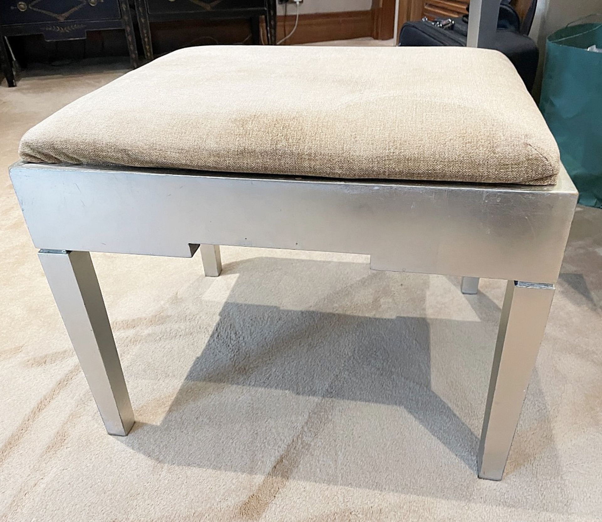 1 x Dressing Room Stool With An Upholstered Seat And Silver Painted Finish - Dimensions: 58x48x55cm - Image 3 of 5