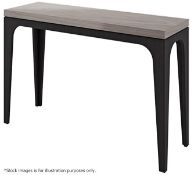 1 x FRATO 'NEW YORK' Luxury Console Table With A High Gloss Finish - Original RRP £1,173