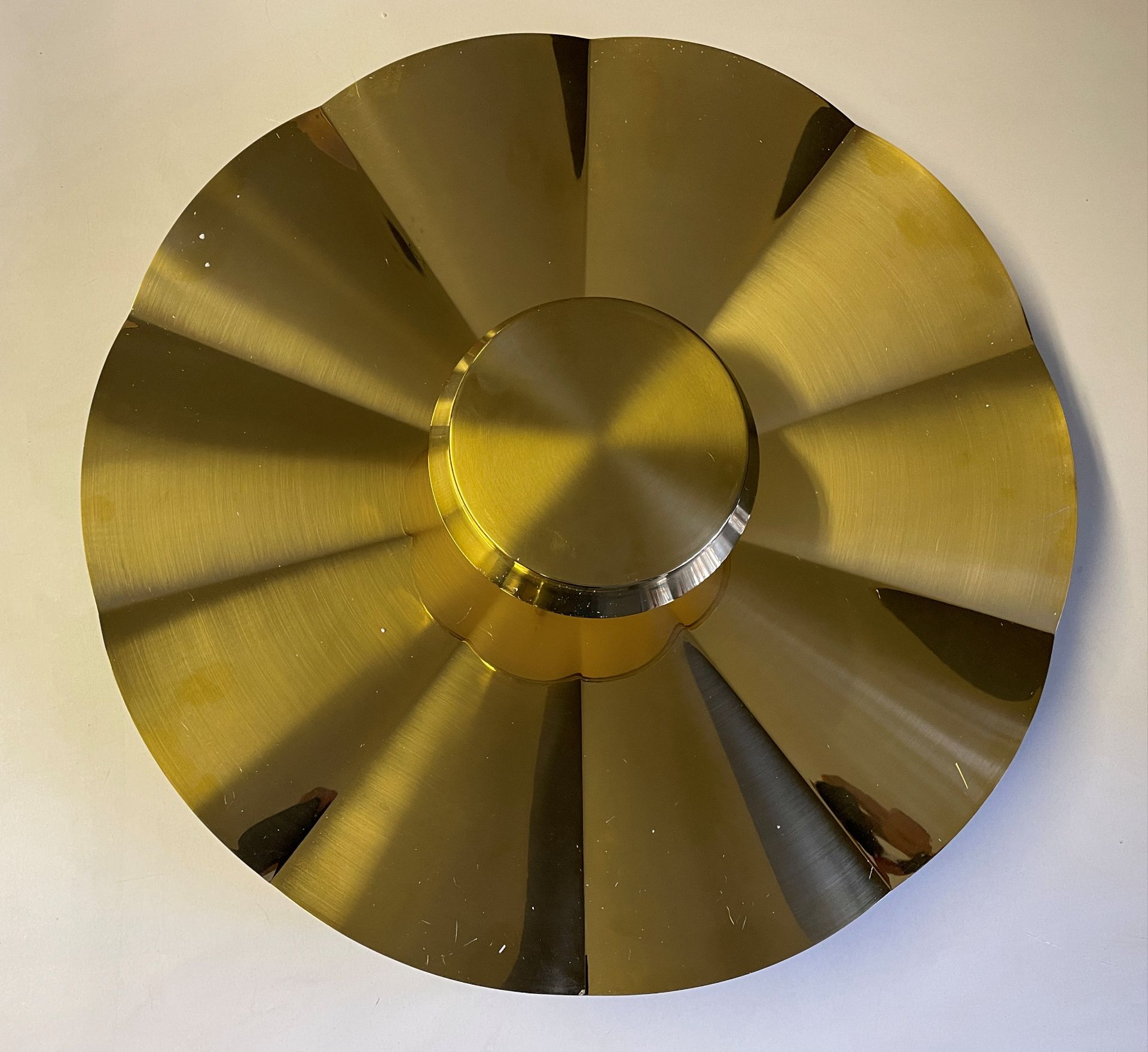 1 x Chelsom Ceiling Pendent in Polished Brass in a Drum Symbol shape 50cm Diameter x Height to ceil - Image 5 of 9