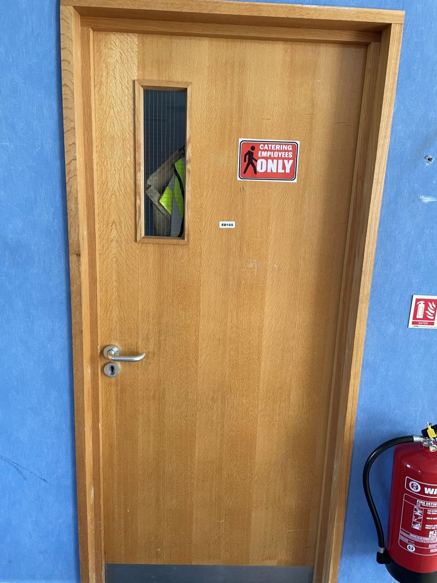 1 x Wooden Door - H202 x W91cm - Ref: ED165 - To Be Removed From An Executive Office Environment - C