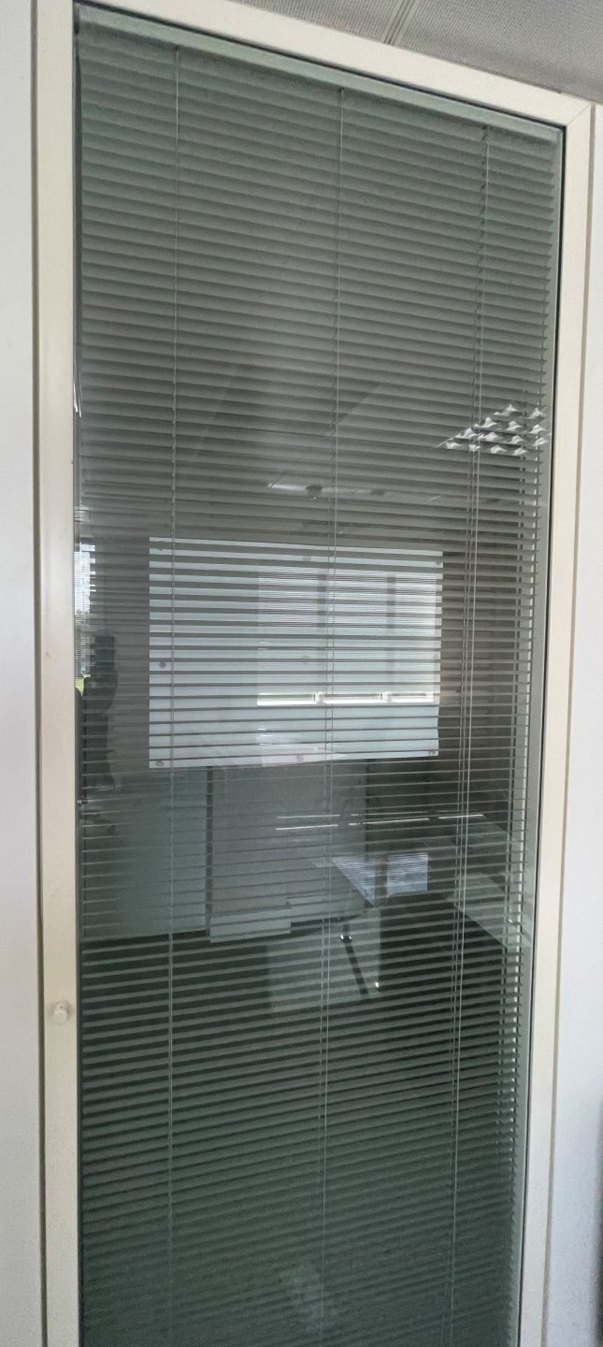 3 x Assorted Partitions - Includes 1 x Glass Partiton With Privacy Panel And 2 x Blank - Image 2 of 4