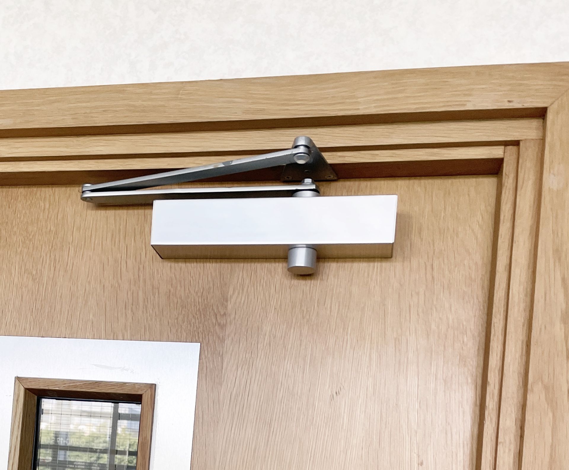 1 x Double Door Inc. Frame, Kick Plates And Door Closer - Dimensions: W198 x H211cm - Ref: ED169 - - Image 4 of 5