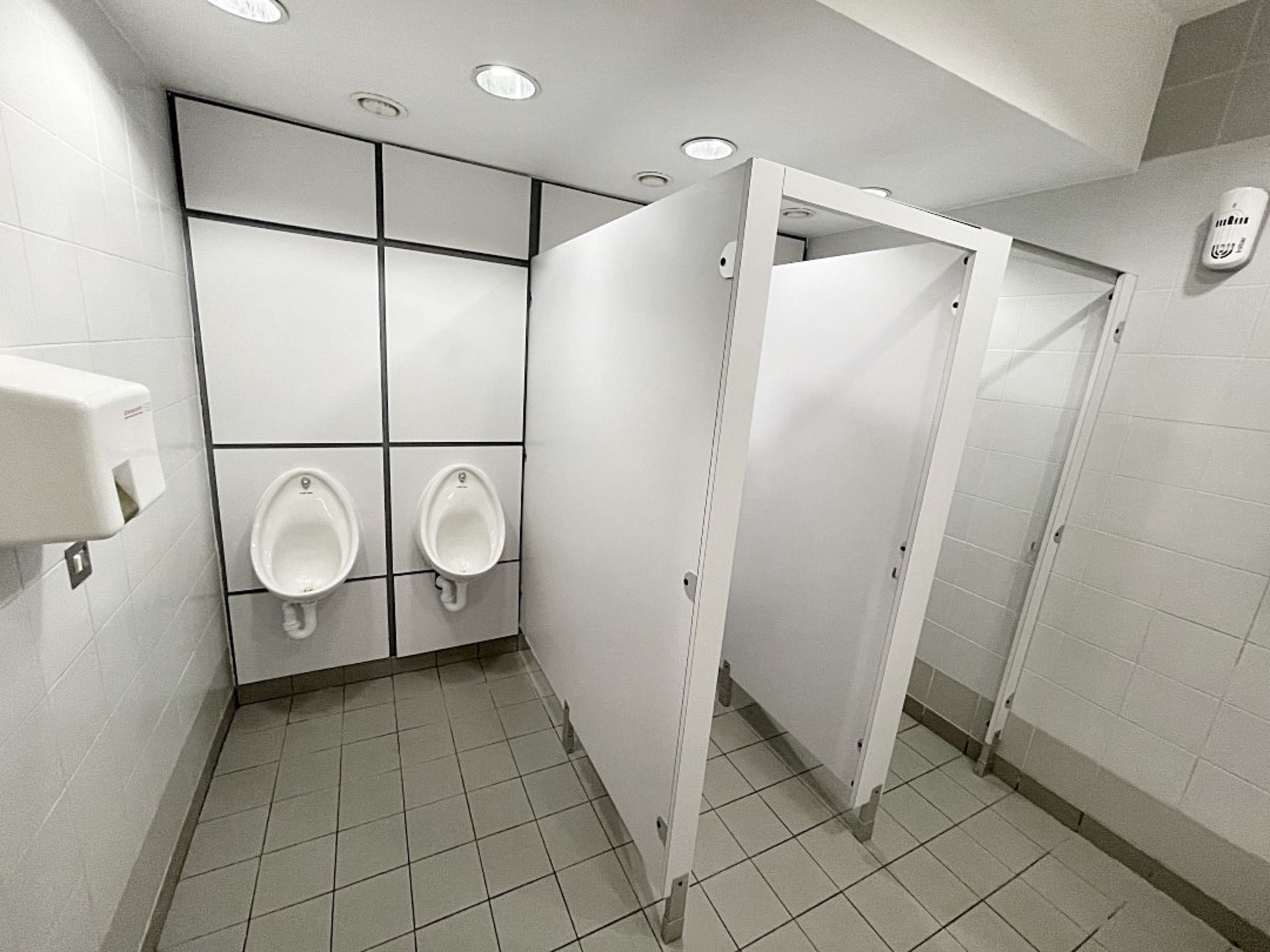 Contents Of Men's Office Bathroom Including Doors, Cubicles And Sanitary Ware *See Full Description* - Image 2 of 4