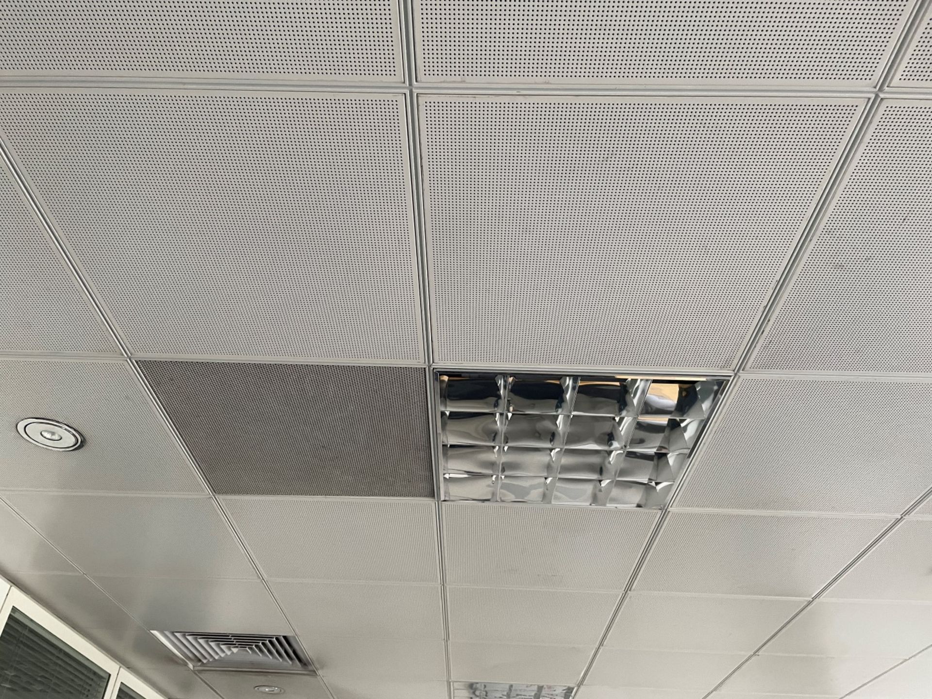 Approximately 80 x Metal Ceiling Tiles - Some With Lights - Each Tile Measures Around 59x59cm - Ref: