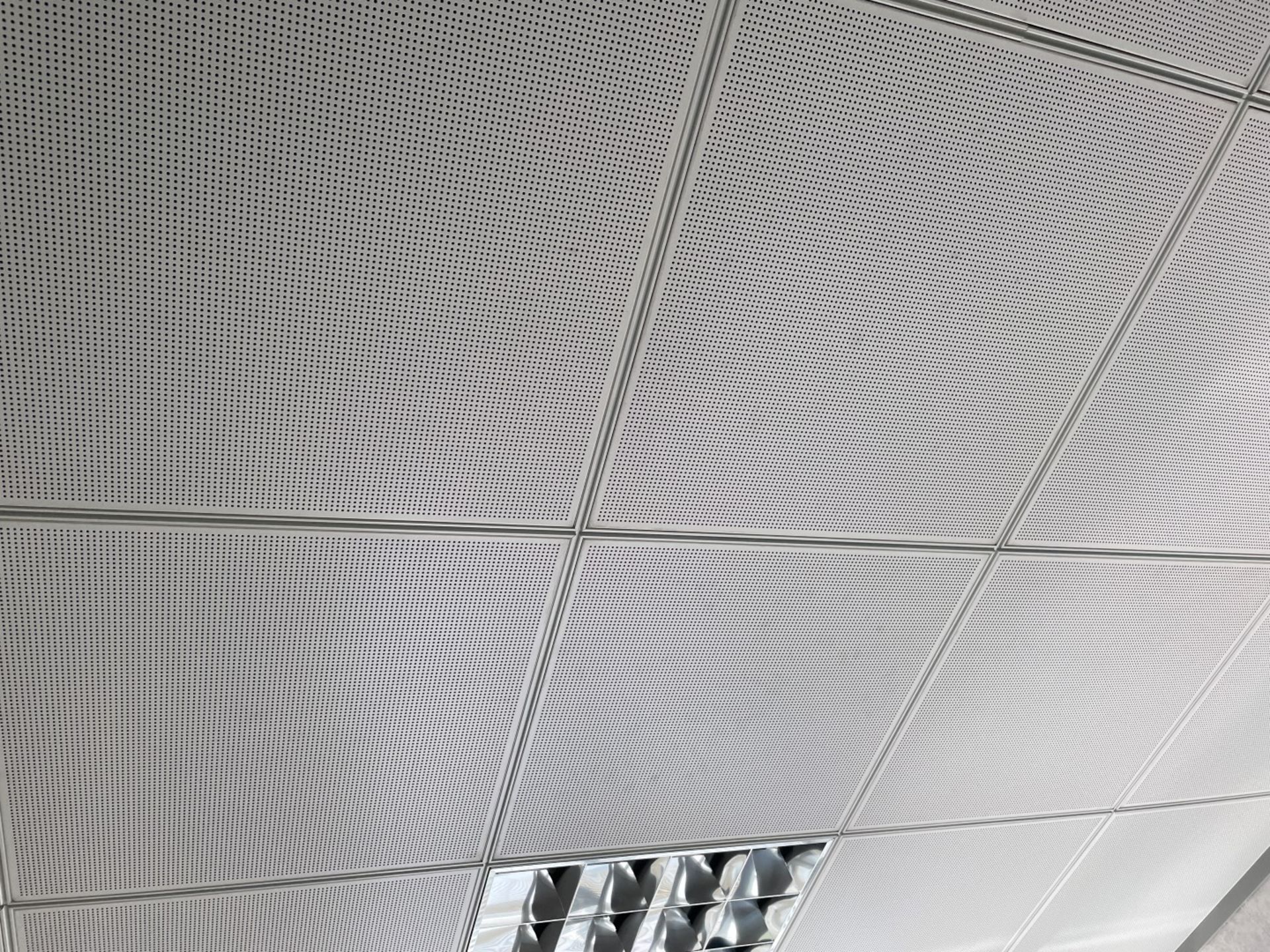 Approximately&nbsp;50 x Metal Ceiling Tiles - Some With Lights - Each Tile Measures Around 59x59cm&n - Image 6 of 6
