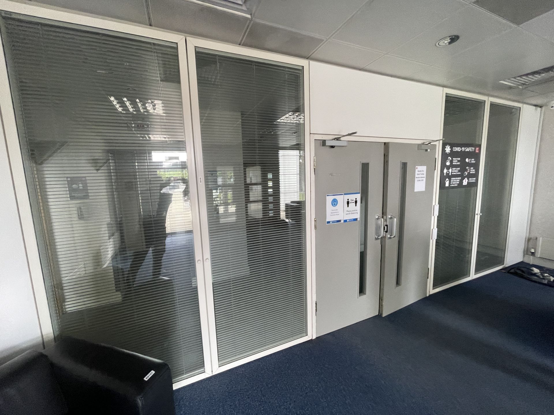 4 x Partition Panels With Privacy Blinds - Each Measures W265 x W100cm - Ref: ED157 - To Be Removed