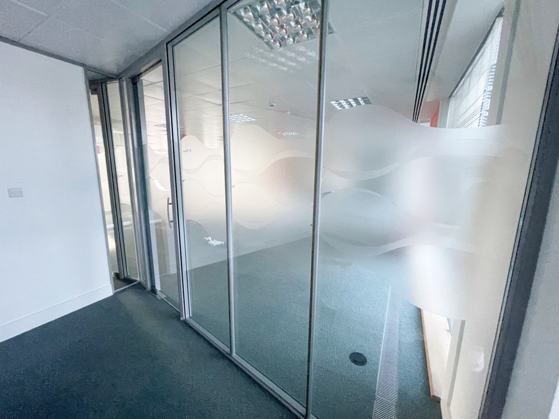 12 x Assorted Glass Partition Panels And Doors - Covers An Area Of 7.3 Metres Across, Height - Image 6 of 7
