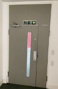 1 x Door With Top & Side Panel - Ref: ED195 - To Be Removed From An Executive Office Environment -