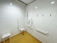 Contents Of Shower Room With Door, Door Frame And Safety Bar - Door Frame Dimensions: 106 x