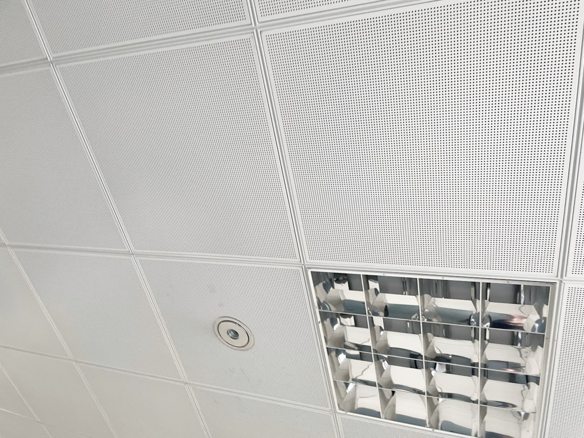 Approx. 120 x Metal Ceiling Tiles - Some With Lights - Each Tile Measures Around 59x59cm  - Ref: - Image 2 of 3